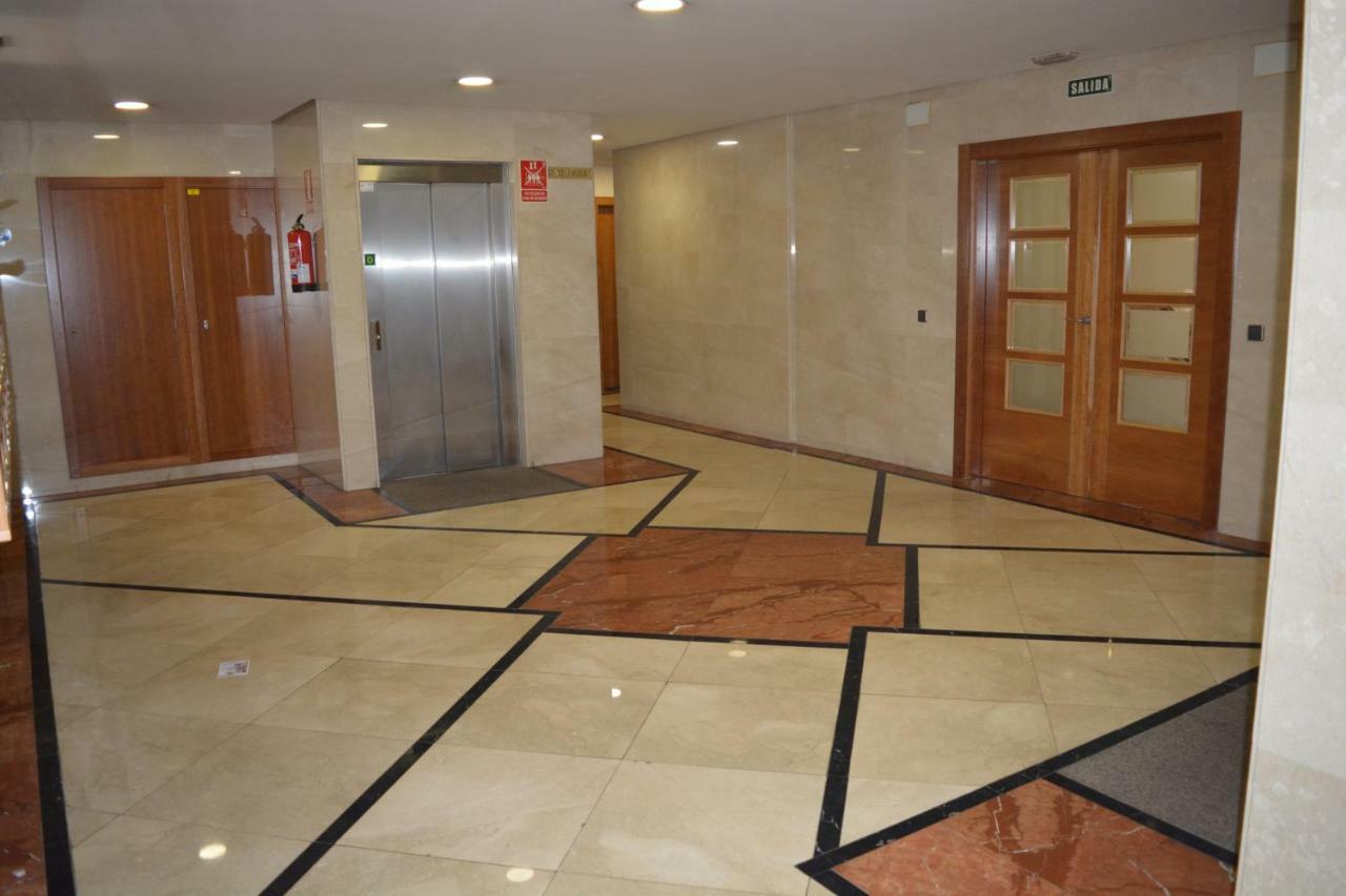 Apartamento Edificio Plaza Gran Via 萨拉曼卡 外观 照片